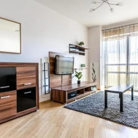 Modern In Platinum Towers - Grzybowska